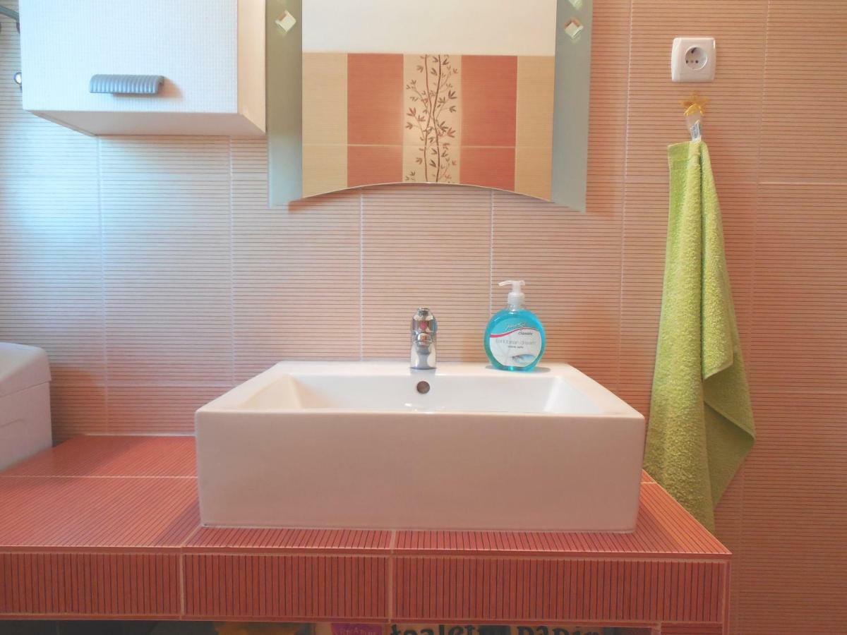 Orange Bamboo Suite Спліт Номер фото
